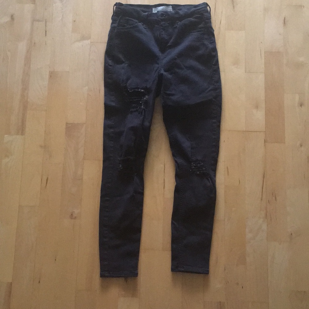 Ripped high waisted black jeans
